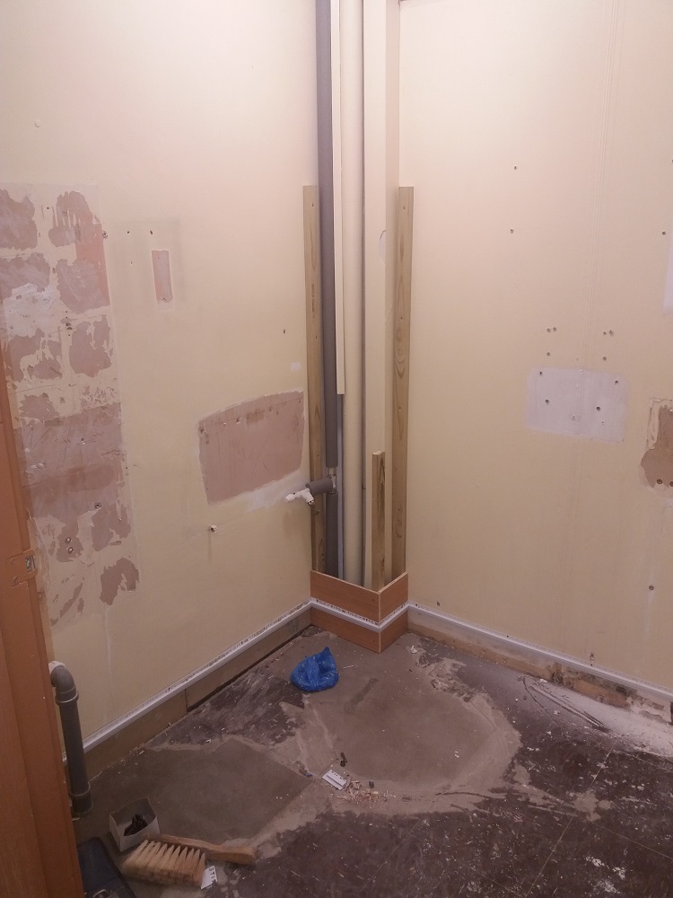 WildsideAC's tweet photo. Wildside’s refurbishment work is really gathering pace! From an empty space last week to a set of almost completed cubicles, we’re looking forward to being able to offer a full range of activities once again so that people can enjoy our brand new facilities! #NewYearNewLoo https://t.co/dN16vOBkDk