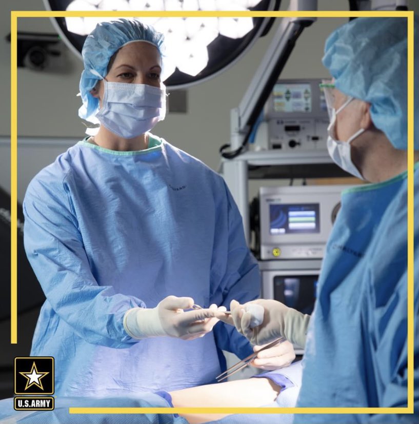 shreveportAMEDD's tweet photo. The opportunity for professional growth is just one of the many benefits that make the U.S. Army has to offer.

#vcomlouisiana #gocentenary #gramfam #forkemdemons #pilotyourdreams #everloyalbe #LSUHS #premed #medicalschool #scholarships #maskuptalonsout #muleriderstrong #SAUproud https://t.co/bZjuZytNYg