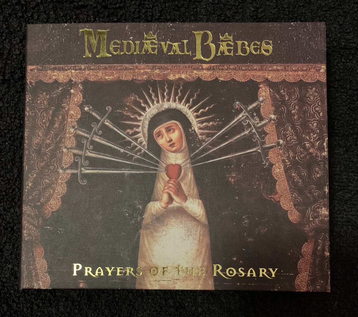 Mediaeval Baebes tweet media