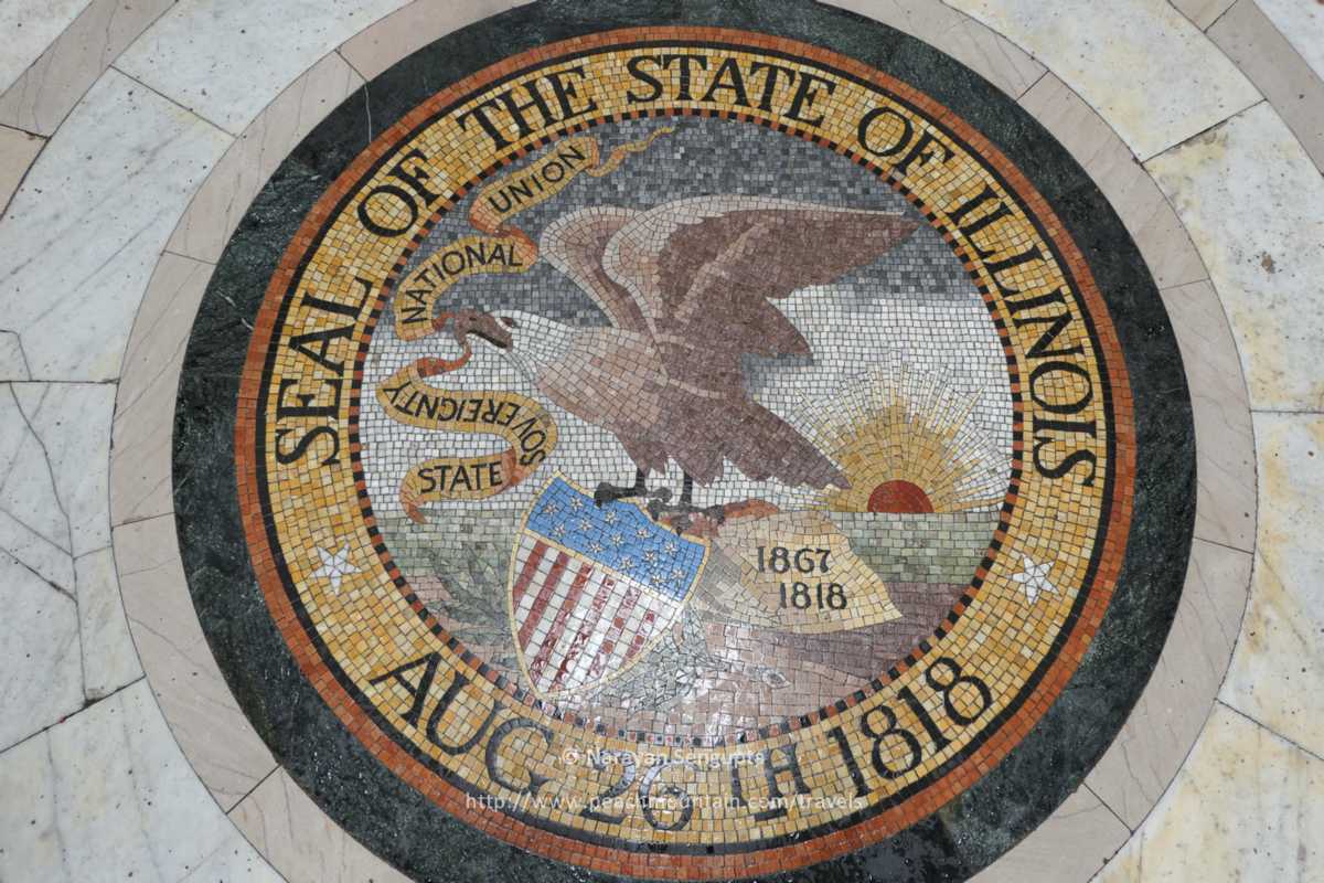 8/  #travel  #art  #architecture  #USCivilWar -  #Vicksburg, Mississippi – Illinois State Monument - Dome/rotunda, floor detail directly below the annulus, and the forward view from the portico... This marble edifice cost $190,000 in 1906.