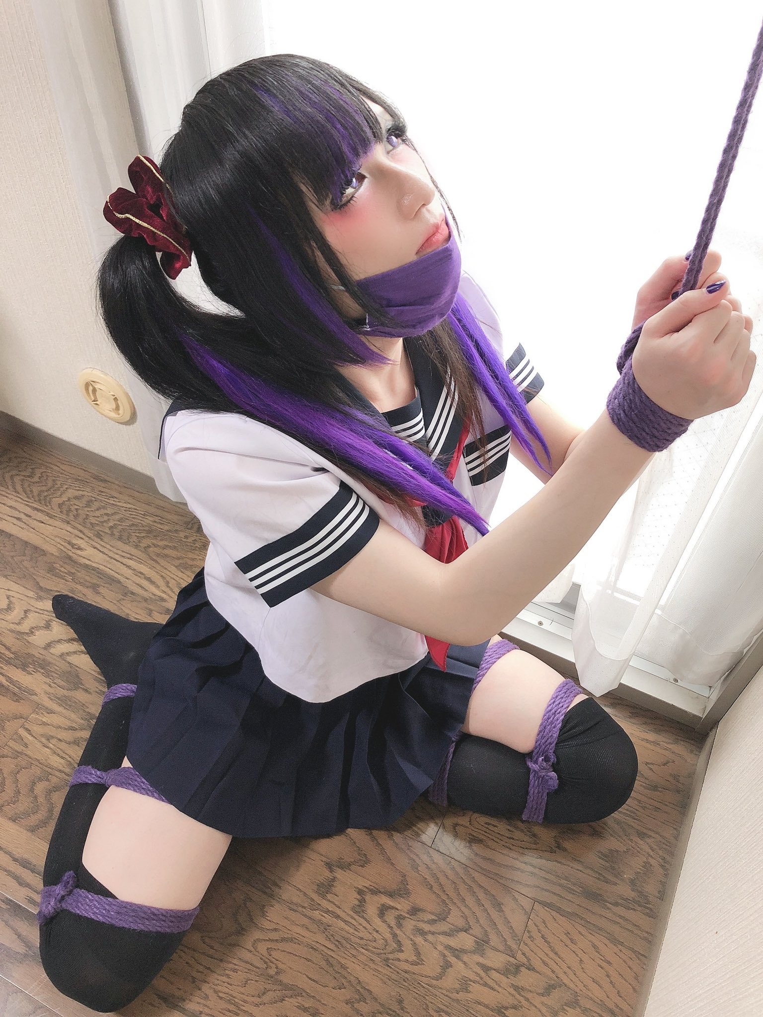 セーラー服縄縛り 