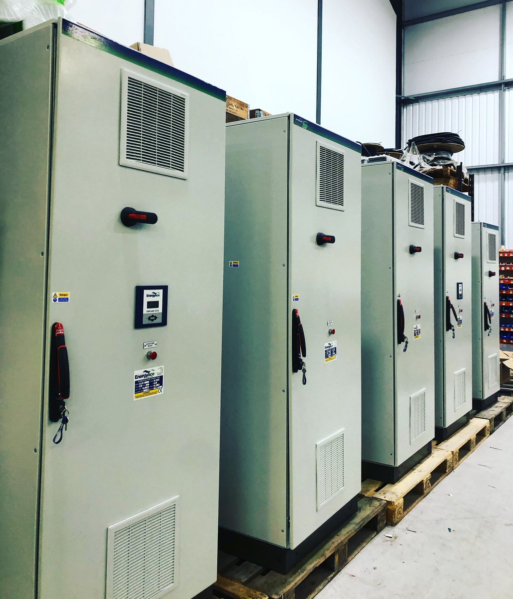 EnergyAceUK's tweet image. On the EnergyAce shop floor this week awaiting delivery to a well established brewery in Cameroon.. 🇨🇲
#Exporting #PowerFactorCorrection #EnergyEfficiency