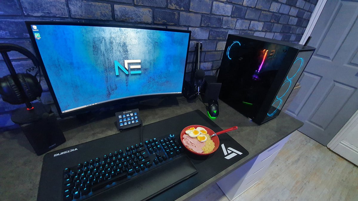 NETech2020's tweet photo. Fueling up and then I'm going to fire up a #CallofDuty #Warzone #Livestream. Come and Join the fun. https://t.co/p0p3ChUifb https://t.co/IKC9F79iG0