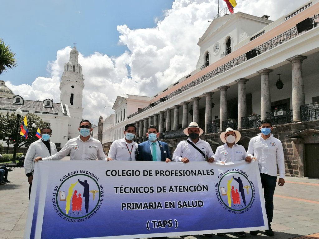 AngelSinmaleza's tweet photo. #URGENTE
((🔴)) Me congratulo porque el Ejecutivo acordó la entrega de nombramientos definitivos para 12.000 profesionales y trabajadores de la salud. Al Gobierno le queda pendiente la reforma al Reglamento y la Norma Técnica para la selección de los BENEFICIARIOS. https://t.co/j3ff2slMo7