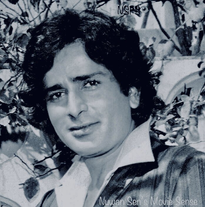 Nuwansenfilmsen's tweet photo. #RememberingShashiKapoor💙🖤#BollywoodSuperstar of #60s,#70s&early #80s👨🏽🎤#India’s original crossover star,wrkd in #Bollywood #CommercialFilms,produced superb #Artfilms,wrkd for #MerchantIvoryProductions’#IndianEnglishFilms,as well as starred in #ForeignFilms!Lost him #3years ago! https://t.co/QCQh803ZGR