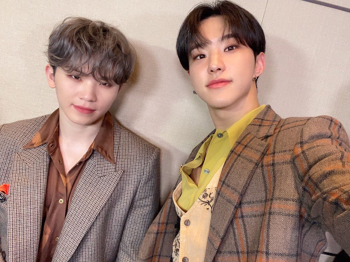 3RDAQKExbeFeMEr's tweet photo. 🏷タグ
04line / hoshi &amp; woozi / Fukuoka
同・他ペンさん🙆‍♀️ 雑食☀️ https://t.co/i1LiAc5pTn