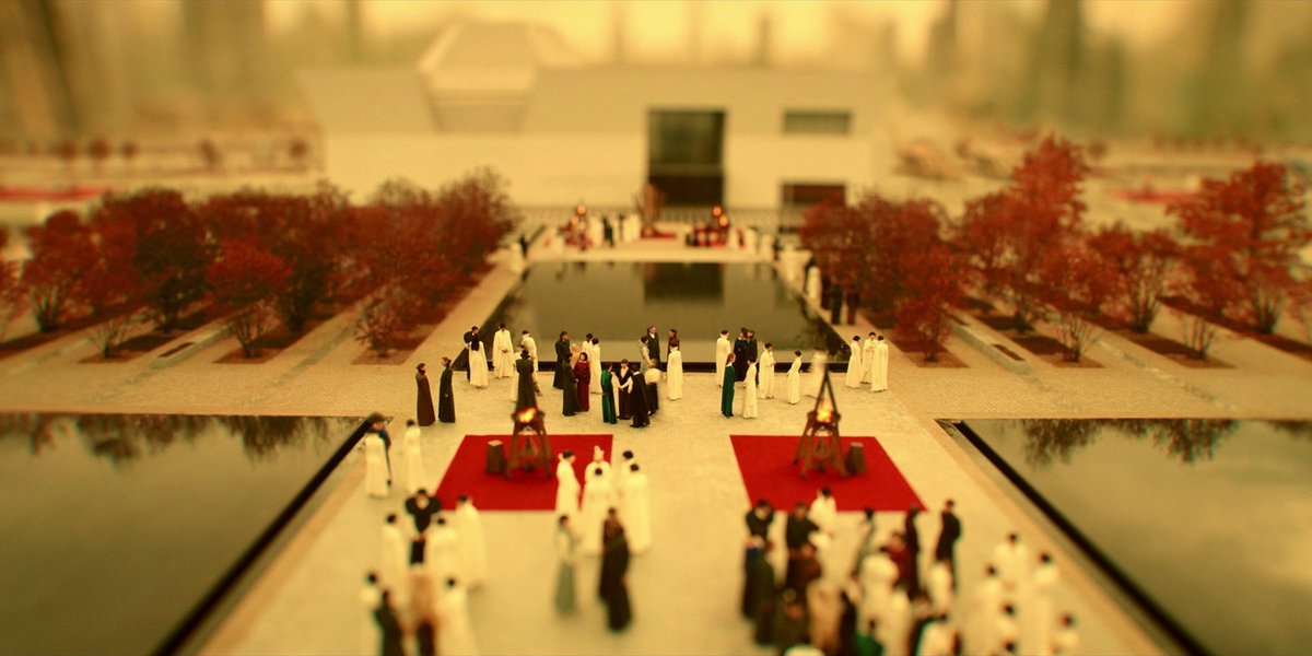 5. We also see gold/yellow in the Binary Stars (site of the first skirmish in the Federation-Klingon war), Burnham's graduation flashback is bathed in yellow (the resolution of her conflict with Sarek), even Burnham's prison uniform is yellow.