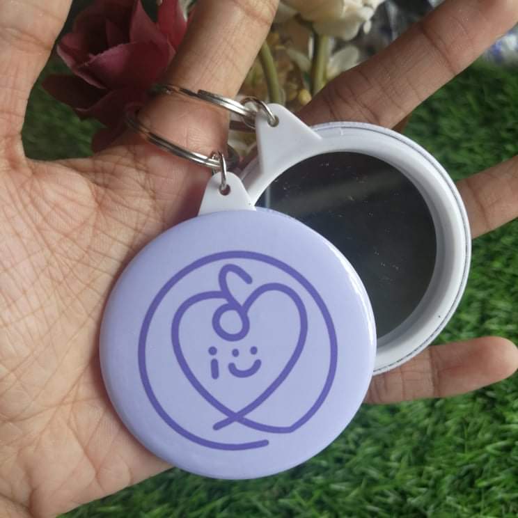 edgeaac's tweet photo. The Present 1 IU Unofficial MD!!!

Mirror Keychain for only P45.00!

Get yours now here 👇
https://t.co/8PeNkx6uQt

More unofficial merch will be posted soooon!
Follow us now and tag other Uaenas 💖💖💖

Thank you!
God bless 😇

#Uaena #JiEun #LiJiEun #IUMDSeries #KPop https://t.co/KoOilOf00U