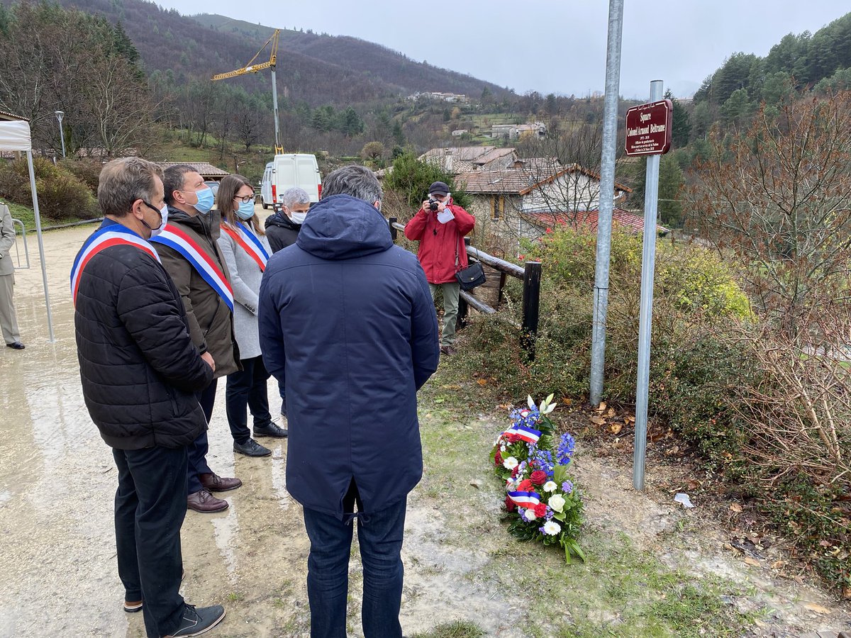 FabriceBrun's tweet photo. Inauguration du square Beltrame à St Cirgues de Prades. L’occasion de saluer la mémoire du Colonel Beltrame, mort pour la 🇫🇷, tué par un fanatique religieux. Un homme, un gendarme, qui, le 23 mars 2018 est devenu un héros, en donnant sa vie pour que d’autres puissent la garder. https://t.co/BB1stnkrxJ
