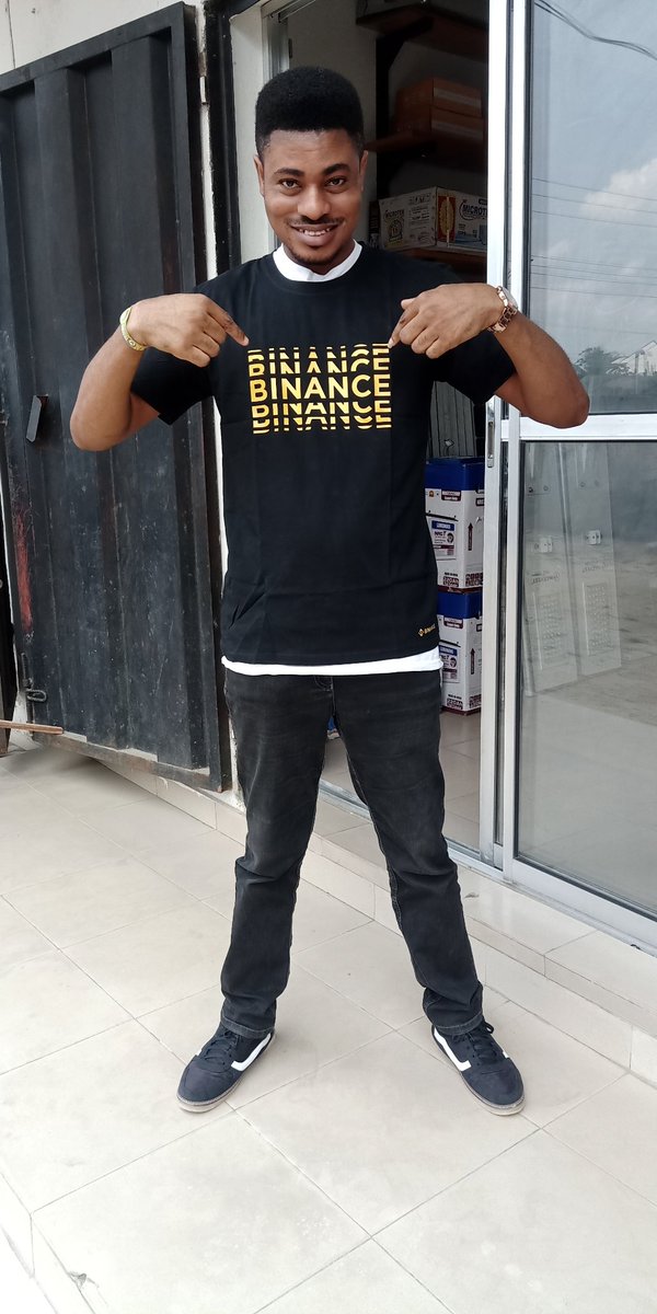 Davidile's tweet photo. #Binance is the main deal. #Binance is family. #Binance cares. #Binance Loves. #Binance Leads. Thanks @cz_binance @binance for choosing my story on #MyCryptolife campaign. Thanks for the BNB and Swag pack. https://t.co/K6oXIipvNc