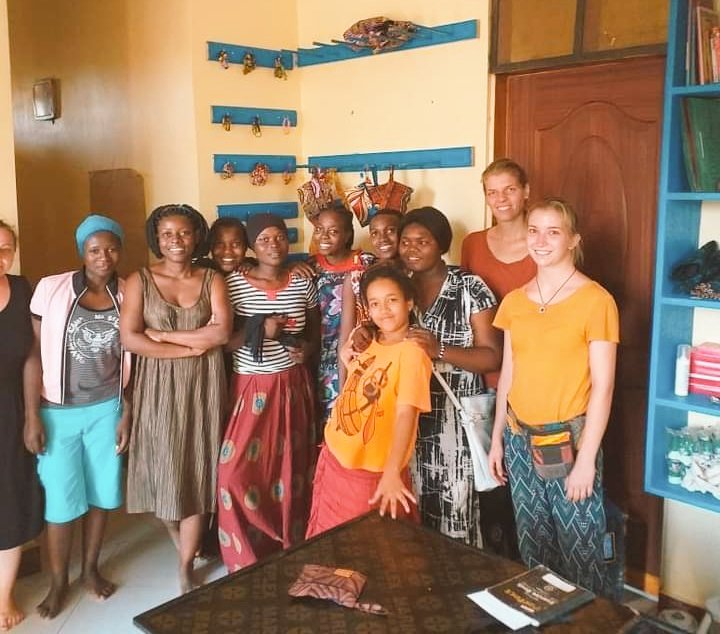 DROP YOUR COMMENTS. WHAT IS VOLUNTEERING MEANS TO YOU? 

HERE WE GO 🔥🔥🔥🤩🤩🌍

"To me, volunteering means having the amazing possibility to be part of a different culture and to learn and teach at the same time." ~ Josephine Götze, from #Germany

#IVD2020 #VolunteerDay