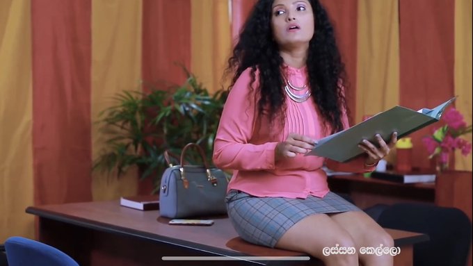 Part io එනවා ලීක් ඩිරෙක්ටර්ට පුක දෙන පබෝදා https://t.co/5cxyqKeEVI https://t.co/WabrCV6R0e