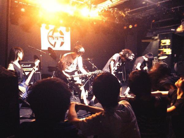 tamariba10's tweet image. 【タマリバED特集】

⑥dirtyhole「孤春」

2014.07~09

ボーカルのきむかずくんは現Howling With Painとして活躍中！

#tama10 #dirtyhole #HowlingWithPain