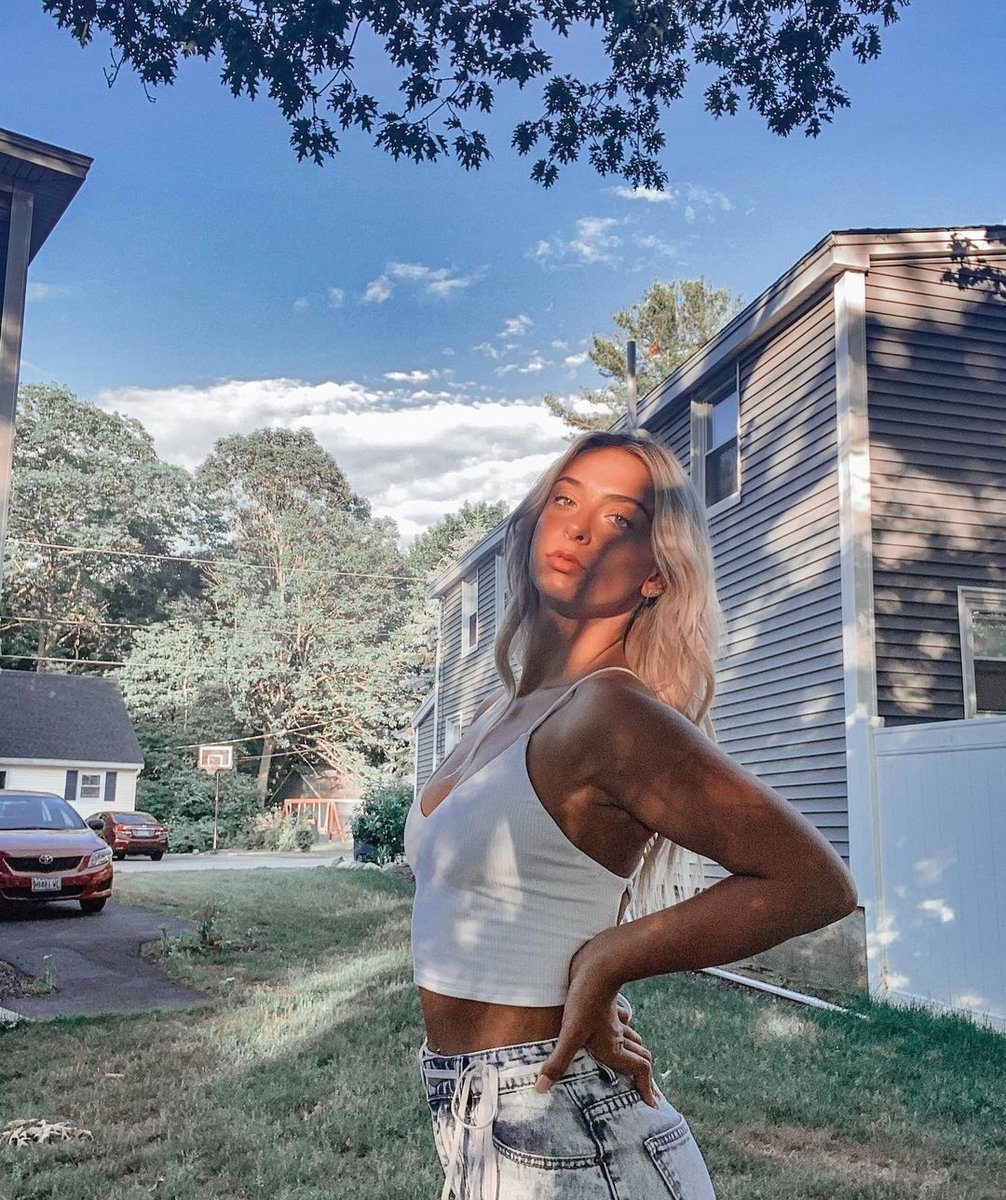 MonicaaRHall's tweet photo. outfit so cute I had to wear it twice💜😛 https://t.co/MLHXFcQ5Co