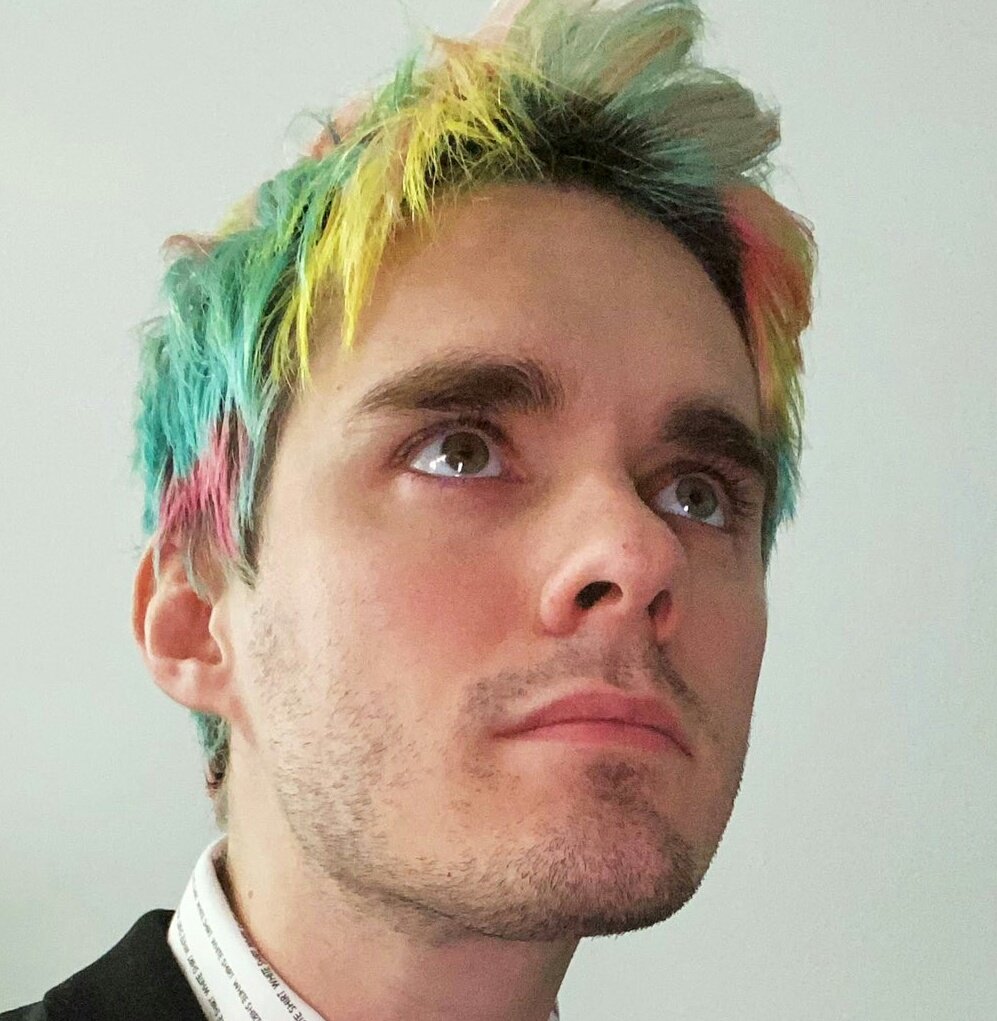 JAWLINE PARXIES OPEN THIS THREAD