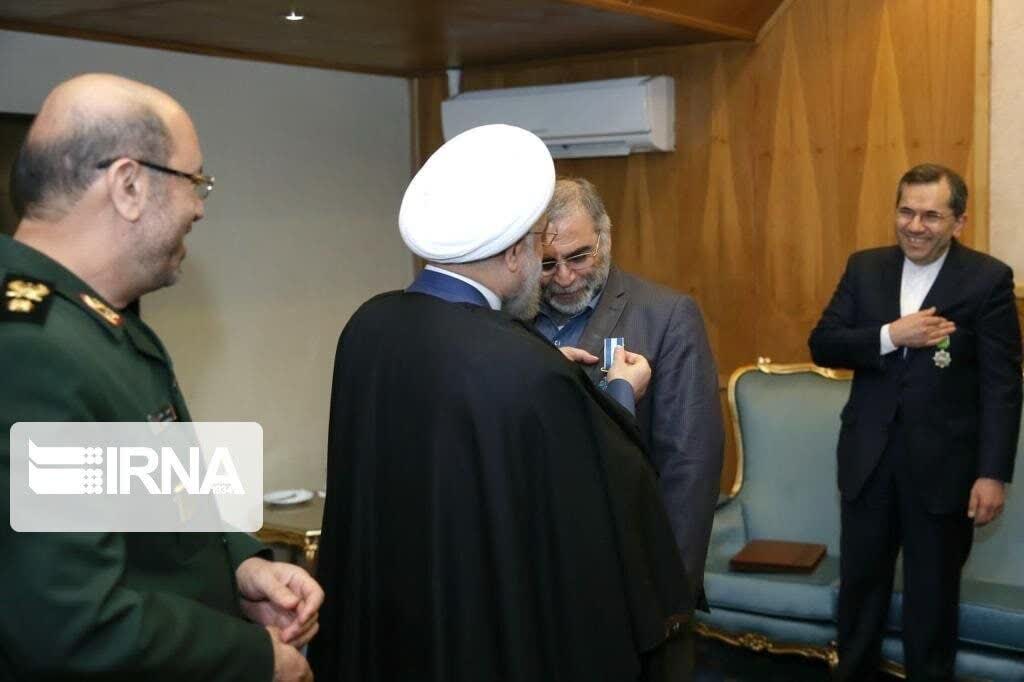 Velaiiii1's tweet photo. خاک بر سرتون با برجامتون چند نفر از سرمایه های کشور باید قربانی حماقت برجامی شما باشد، لکه ننگ که میگن شما ها هستید
#ترور_دوم
#رسوایی_خبرگزاری_دولت https://t.co/05Z1UqQy8b
