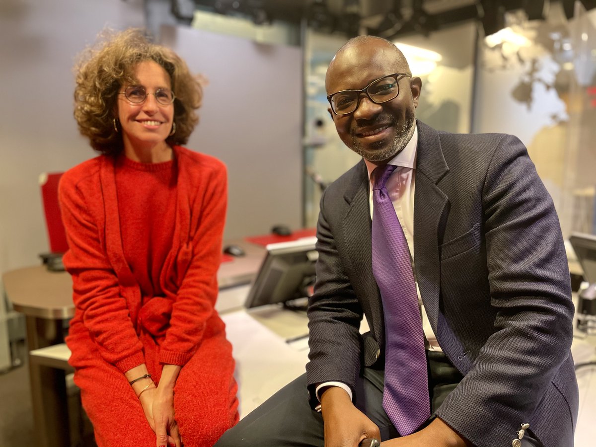 8 milliards de voisins (@8milliardsrfi) on Twitter photo 🎧Dans l'émission spéciale de ce matin "Entreprendre en Afrique", le coach <a href="/DidierAcouetey/">Didier Acouetey</a> conseillait des #patrons de #PME sur le #management en #entreprise : comment conserver ses talents ?
Retrouvez tous ses conseils juste ici 👉rfi.my/6uC7 🎧Dans l'émission spéciale de ce matin "Entreprendre en Afrique", le coach <a href="/DidierAcouetey/">Didier Acouetey</a> conseillait des #patrons de #PME sur le #management en #entreprise : comment conserver ses talents ?
Retrouvez tous ses conseils juste ici 👉rfi.my/6uC7