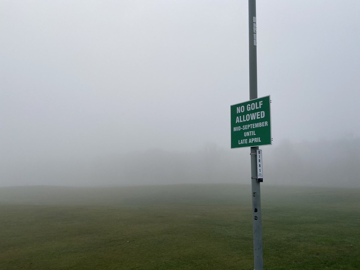 Edinburgh /8. This is the Meadows... no golf allowed for 8 months! ๐คMaybe because you wouldnโt be able to find your ball? Scottish mist is dense ... easy to get lost (!)... ๐๐ปโโ๏ธ bye for now ๐งธ https://t.co/x57XRhWi3h
