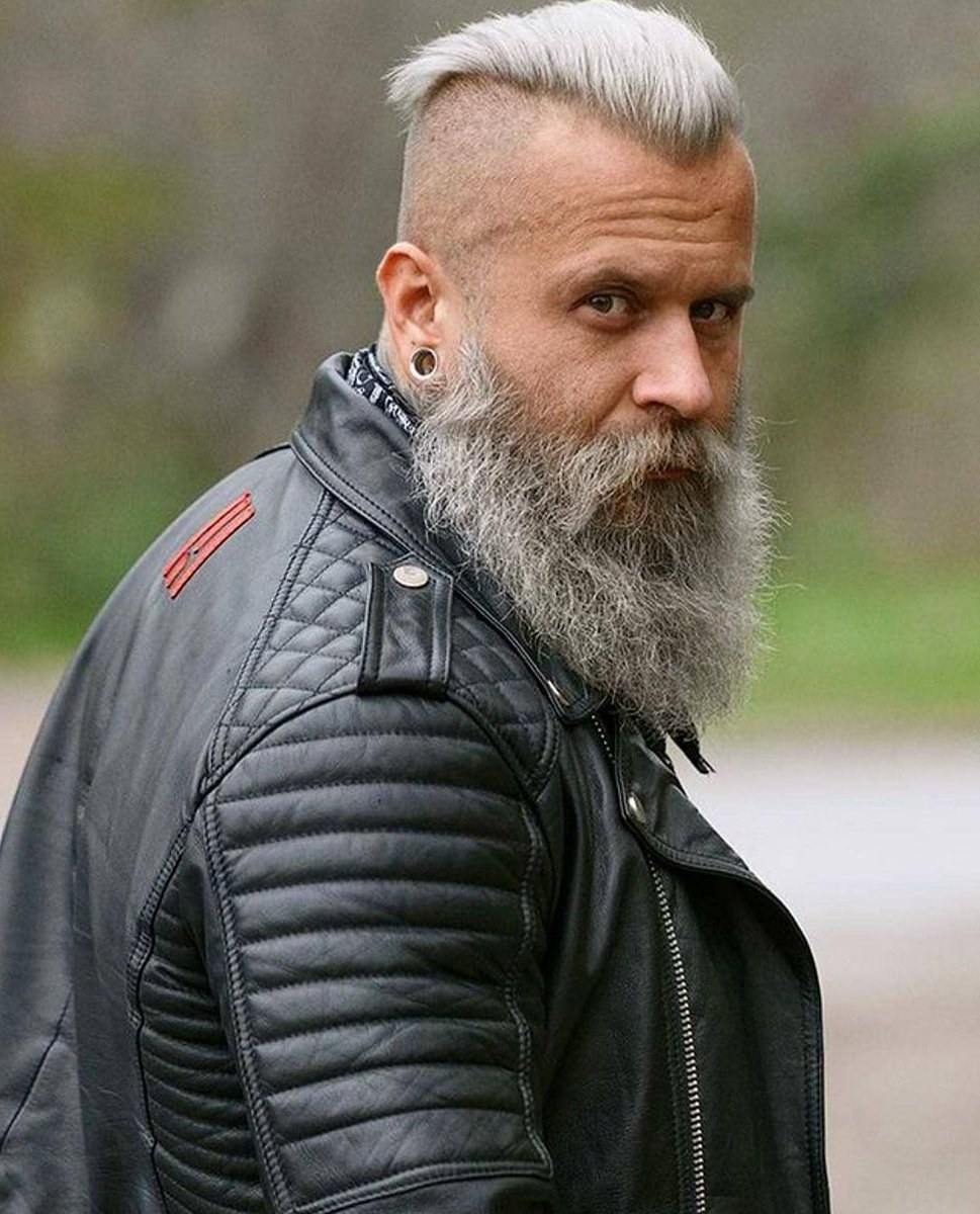 It's Friday and Fresh out of Lockdown rulses whats the plan ???
#Beardo #BEARD #BEARDS