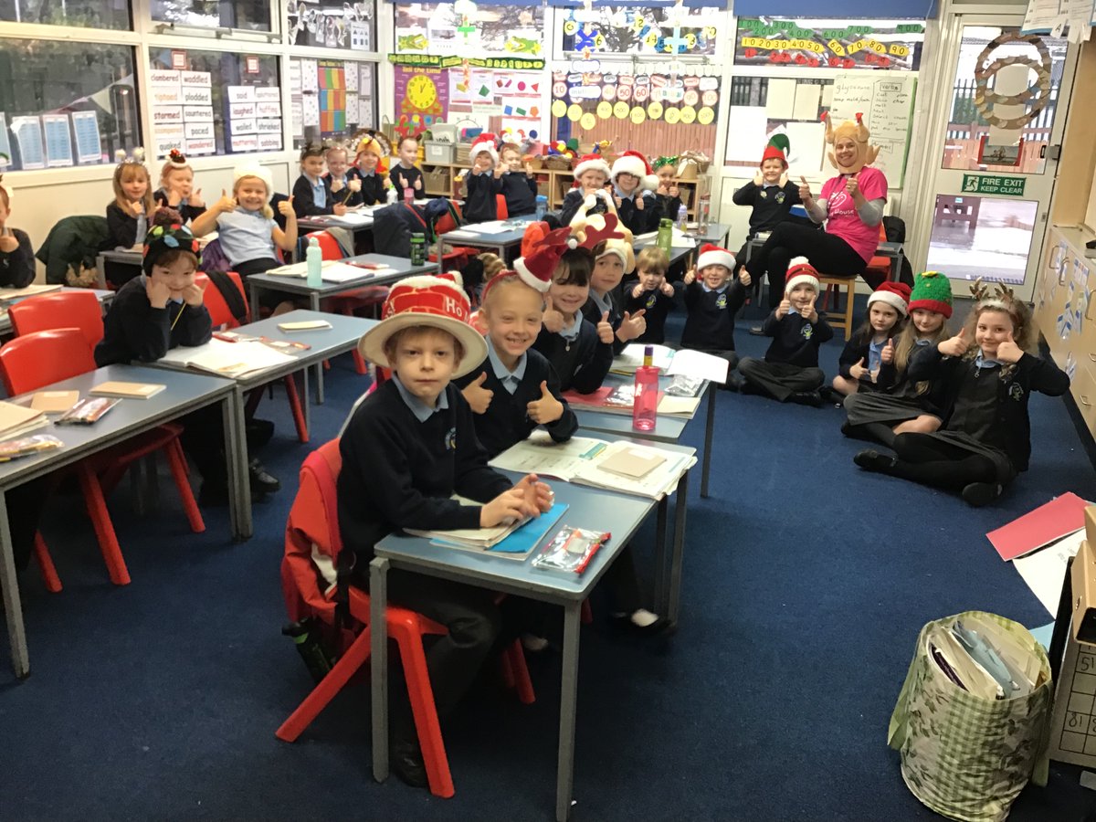 ClaireHouse's tweet image. #ThankYou to all of the incredible schools who have taken part in #ChristmasHatDay today for Claire House - you are all #clairehouseheroes 👏👏❤❤🎅🎅