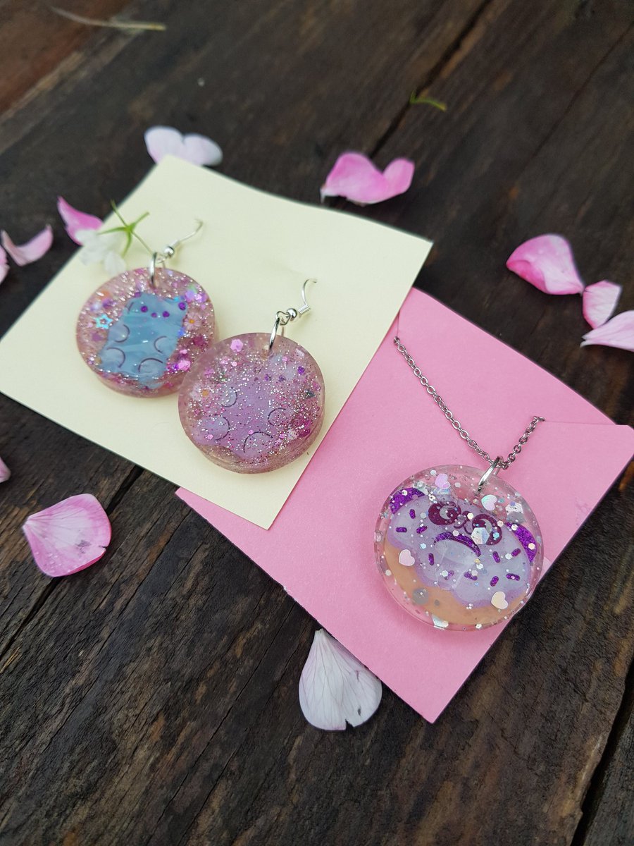 silvertonartst1's tweet image. SWEET TREAT COLLECTION NOW LIVE!!!
etsy.com/uk/shop/Silver…