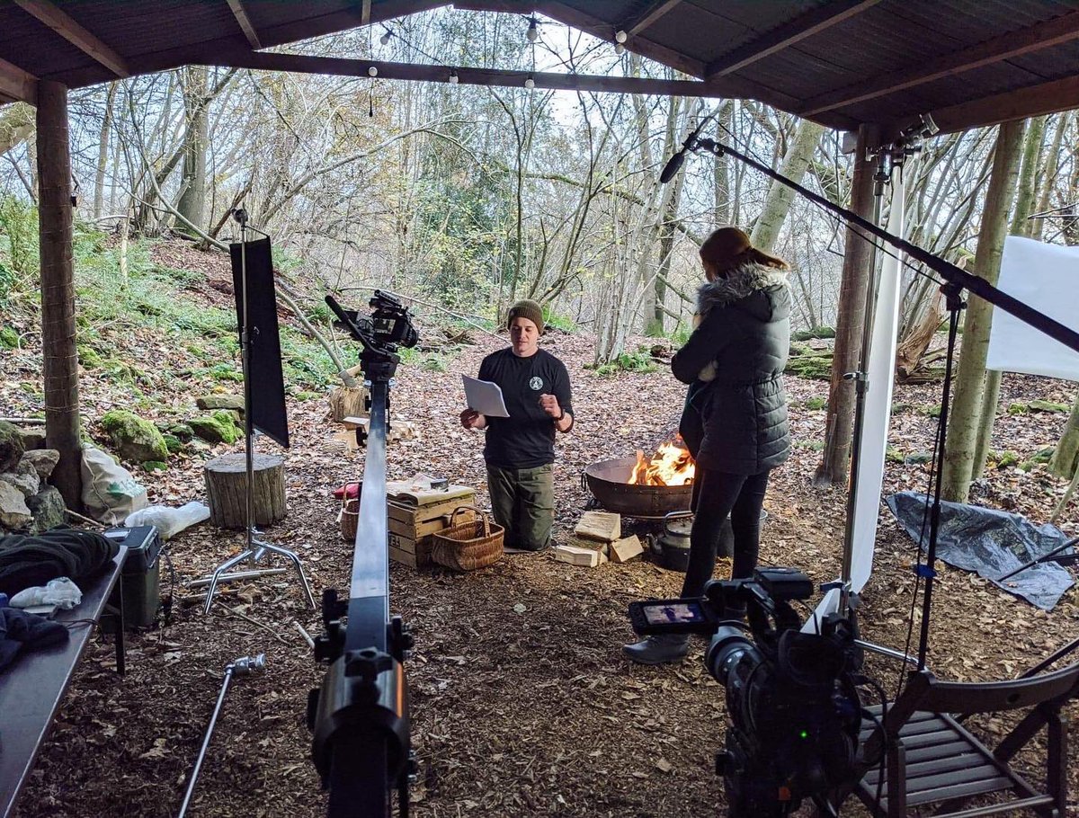 tiltedhue's tweet image. #cooking up something #tasy with @thesaltboxuk 🔥

#BehindtheScenes #BTS #videoproduction #feastoverfire
