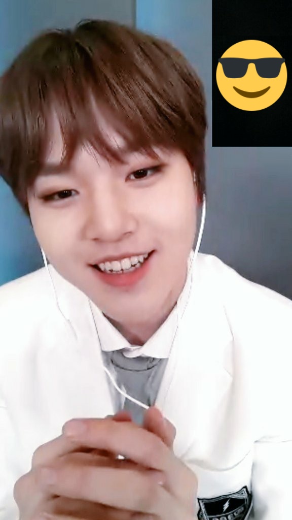 DearDohyon's tweet photo. 201204 미화당
애깅이 하이텐션 너무 기엽구 오늘 하고 싶은 말 다 해서 너무 행복하당(///∇///)
나중에 보니까 도현이가 하고 싶은 말 있던거 같은데 
누나가 바보같이 말 끊어버렸오😭😭😭 
미안해ㅜㅜ 담에 꼭 들려줘ˊᵕˋ❣

#BAE173 #남도현 #도현 #NAMDOHYON #DOHYON https://t.co/9DmMZKgoTC
