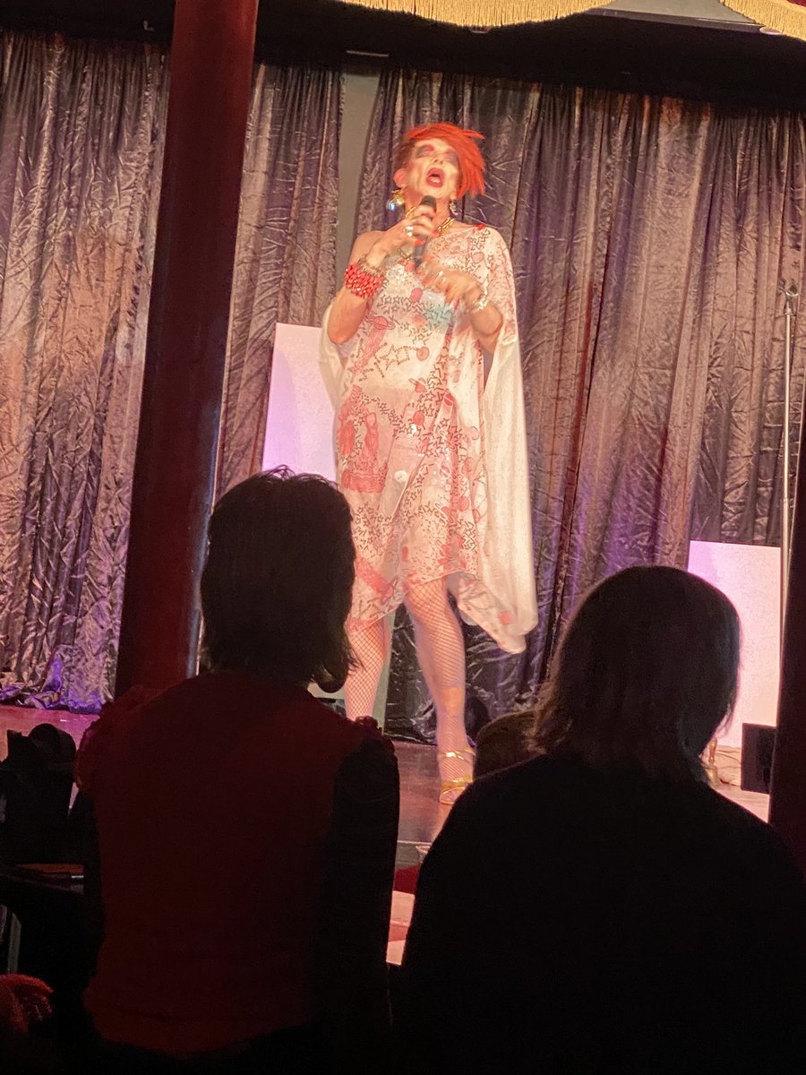 Smithyshere's tweet photo. Such a joy last night watching #DavidHoyle perform at @thervt embracing safe community bubble & drawing portrait of @RetroBarLondon’s Lesley whilst Pam read #SylviaPlath. I have my own piece of original artwork too. Good seeing @GrahamHumphrey8 @not_television #DanGlass 🌈💖 https://t.co/l0vDZA5lqQ