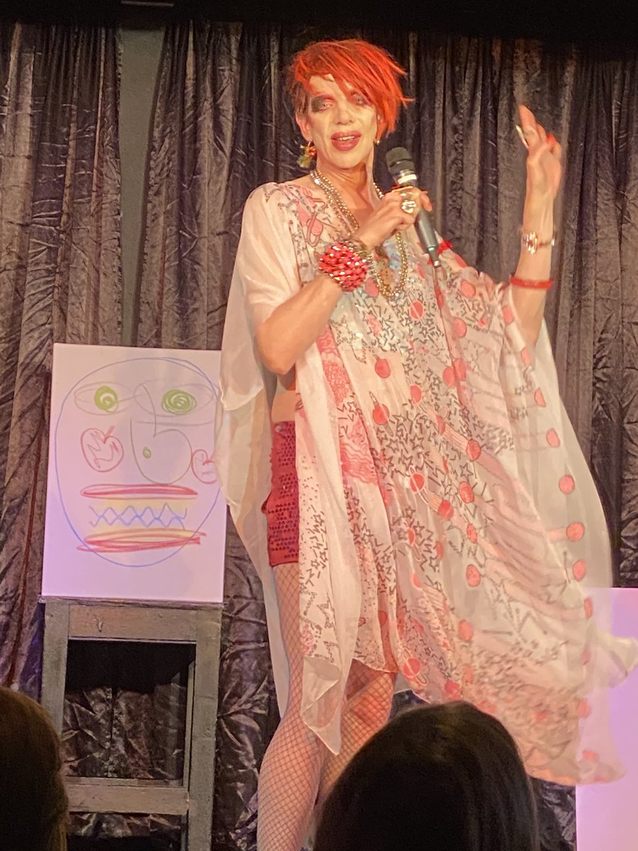 Smithyshere's tweet photo. Such a joy last night watching #DavidHoyle perform at @thervt embracing safe community bubble & drawing portrait of @RetroBarLondon’s Lesley whilst Pam read #SylviaPlath. I have my own piece of original artwork too. Good seeing @GrahamHumphrey8 @not_television #DanGlass 🌈💖 https://t.co/l0vDZA5lqQ