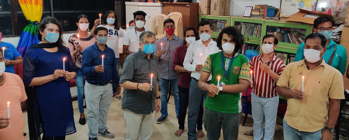 HumsafarTrust's tweet photo. Today, The Humsafar Trust teams light the candle to commemorate #WorldAIDSDay2020.
Let’s join hands together to support People Living with HIV and pledge to end stigma and discrimination against HIV.
#globalsolidaritysharedresponsibilty #worldaidsday2020 #WorldAidsWeek https://t.co/lpOruU3SdY