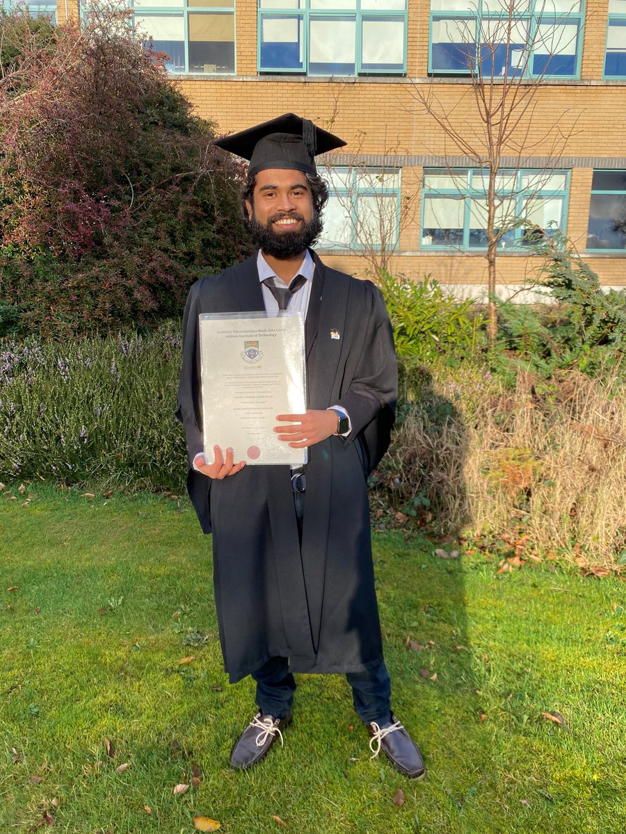 TUS_Athlone_'s tweet photo. Conferring Ceremonies | Day 2 🎓

Congratulations to our class of 2020 graduates who celebrated their achievements today.

Thank you for sharing your special moments with us through social media and our email classof2020@ait.ie 📷 
#AITGrad2020 #graduation2020 https://t.co/KUDvZCErJO