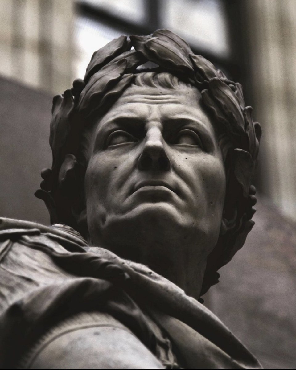 The stoics had a saying, a principle they used to guide their lives. Amor Fati: A love of fate. ”Not merely to bear what is necessary.....but love it”Let's take a look at a classic and modern twitter example of amor fati.Thread ↓