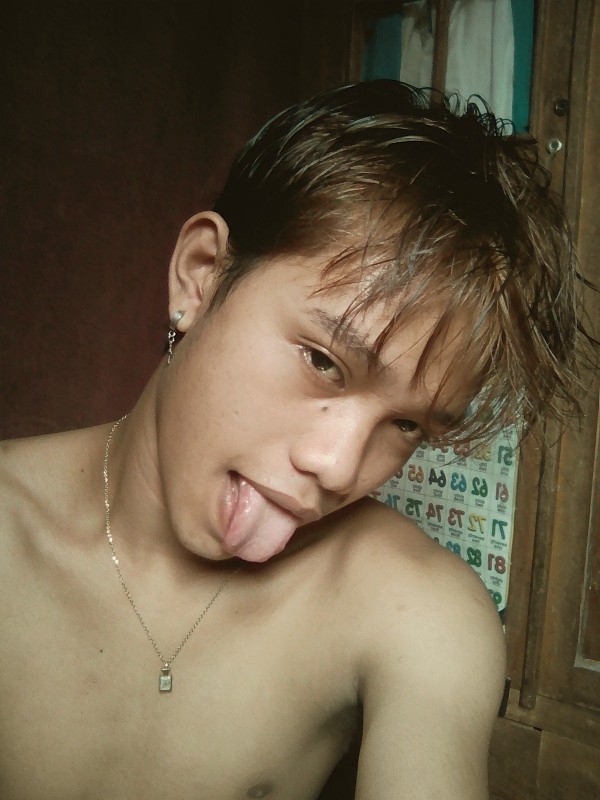 tylerence7's tweet photo. lick it😋 https://t.co/bBMYumjkL2