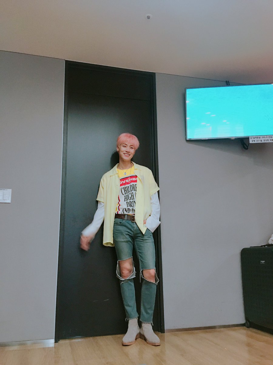 how to make your twitter pink — a thread