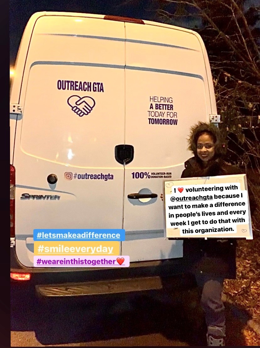 TorontoPearson's tweet photo. Volunteer Spotlight:
Jessica Vasquez is a Legal Assistant with the GTAA and a volunteer with Outreach GTA, which helps low-income families, those with mental health and addiction issues & more. “I am so proud to work for causes that help those in need.” #PearsonPartnersWeek https://t.co/mmZNAaxmlY