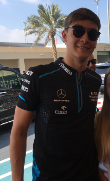 AbuDhabiWorld's tweet photo. ... gentleman @georgerussell63 @mercedesamgf1 #bahrain #bahraingp #inbahrain #f1 #formel1 #sakhirgp https://t.co/rkmkdQTtCk
