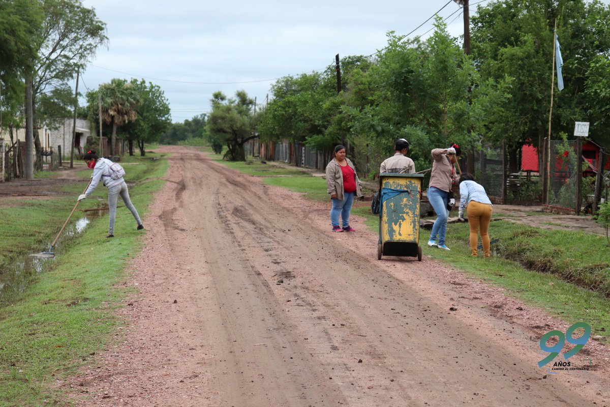 munideplaza's tweet photo. DESCACHARRADO 2020 

Continuamos avanzando con el Plan de Descacharrado en la localidad.
Esta semana se realizó esta actividad en Paraje El 12 y contó con la colaboración del Movimiento MTD “Nueva Generación” https://t.co/kWuYU1jgLs