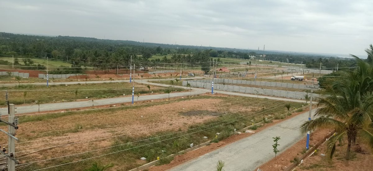 YeshDevelopers's tweet image. Book your plots now with sophisticated amenities at Yesh Serenity.

Call 9742727000 or Visit yesh.in for more info.

#mysore #plots #villas #bangalore #yeshdevelopers