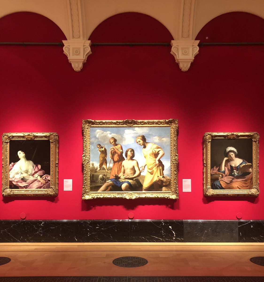DandelionLon's tweet photo. Rubens, Canaletto, Rembrandt all lined up just in time for Christmas 🎄 ⁦@RCT⁩ #QueensGallery #dandeliondiscoveries https://t.co/oK09hfNBVk