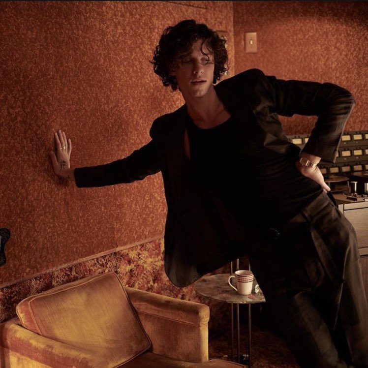 MendesNotified's tweet image. “Teach Me How To Love” remains as the highest charting non-single on iTunes &amp;amp; Apple Music worldwide!