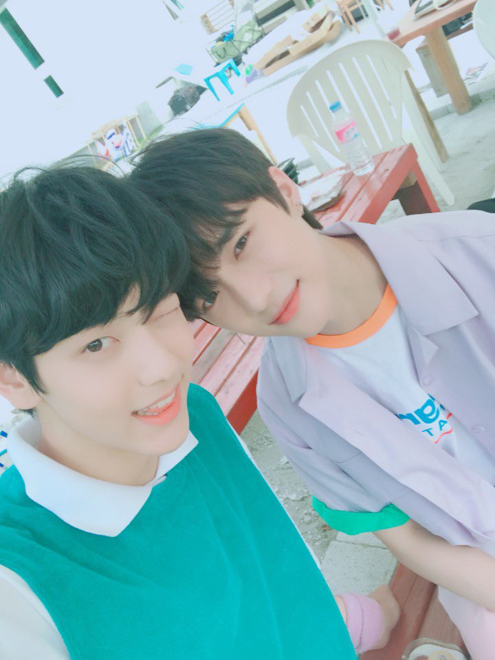 TXT_members tweet picture