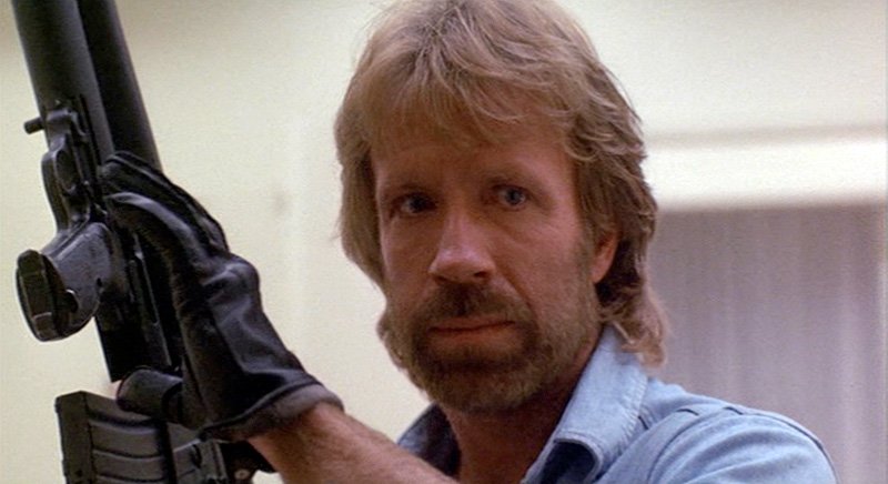 映画 ドラマ ゲームに出てくる武器紹介bot 投稿休止中 架空アンダーバレル グレネードランチャー 登場作品 地獄の コマンド キューバ人テロリストの多くがm16 Sp1の銃身下に装着して使用 劇中の描写によると M3のような一発ずつの装填と発射