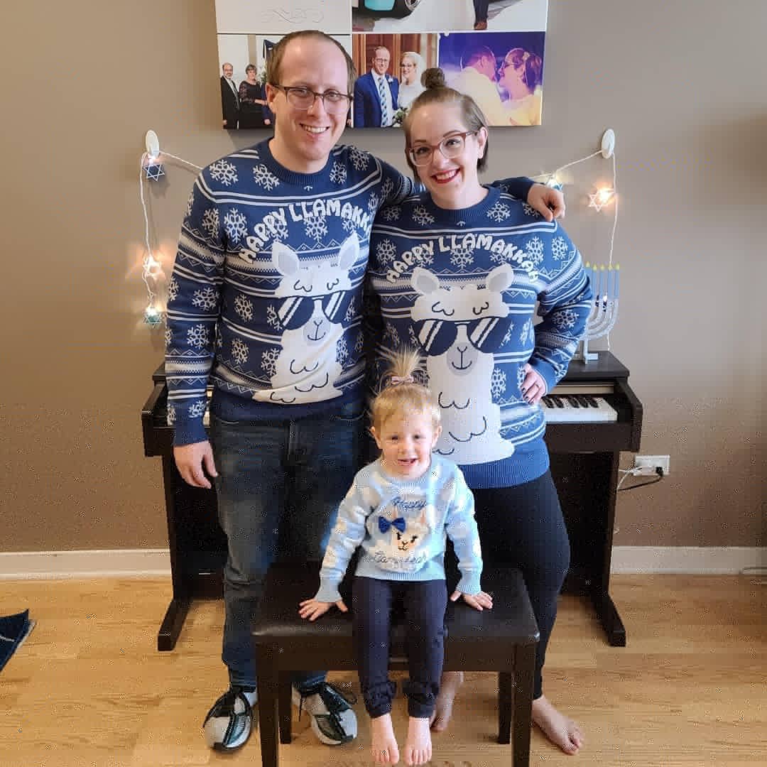 GoldnerLindsay's tweet photo. Happy Llamakkah! #LittleLucy #LlamaMama #TargetWin https://t.co/Em20exsyUu