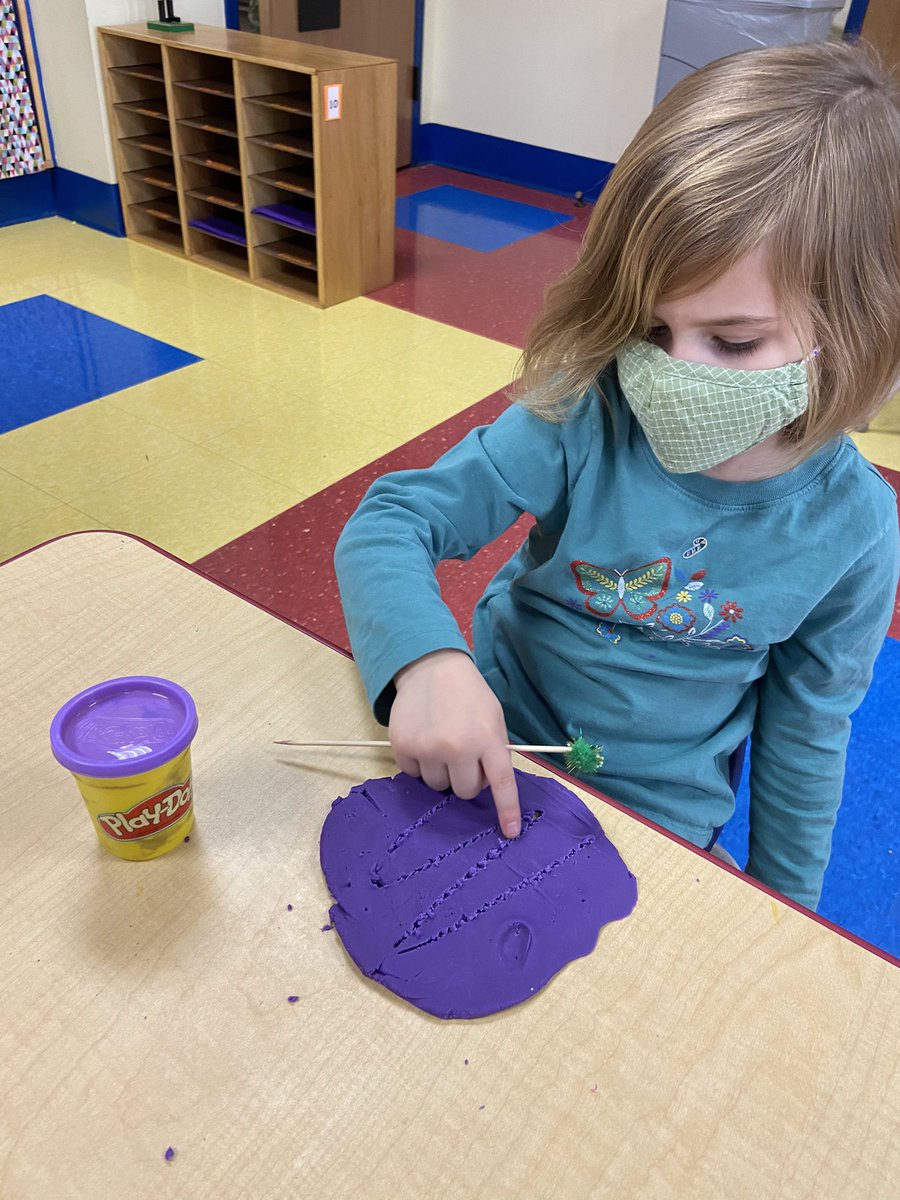 skerrtrinity's tweet photo. How can we practice writing our letters? By using play-doh and a fun writing tool....write it then trace with our fingers. Letter formation AND strengthening our fine motor skills! #trinitylearns https://t.co/YQ7EQHVrxE