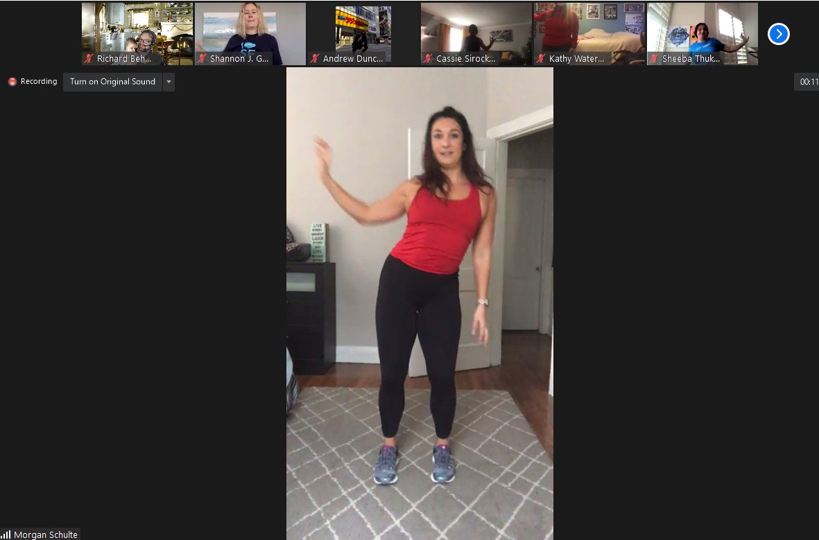 TrailblazerRich's tweet photo. Getting warmed up to learn some TikTok dances . . . oh god
#DFGhosts #WhiteBoy #IWontGetThis https://t.co/meXvrQHCTi