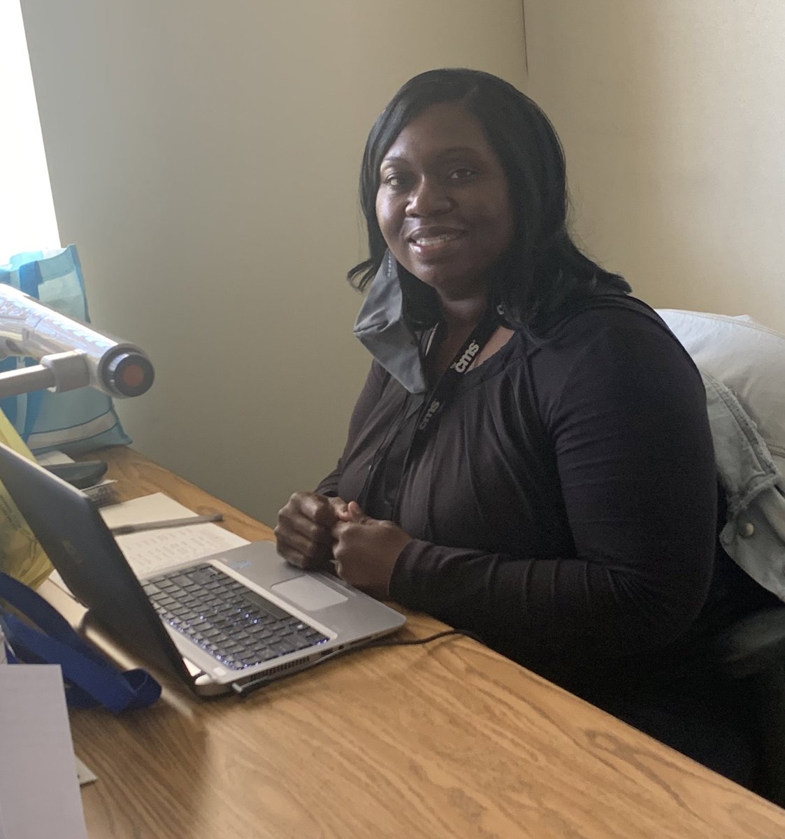 HillsDruid's tweet photo. CONGRATULATIONS to first year fifth grade teacher, Ms. Spann on being selected Teacher of the Month for December!! She has built amazing relationships with her students and continues to grow each and every day! Always smiling, even under her mask, which is very contagious!!!!! https://t.co/xx3lso2doR
