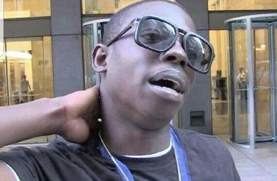 Baba: Did you wear one of my boxers?Me: ...Baba: Did you wear Ifa's boxers?Me: My own pant has not dried. That's why.