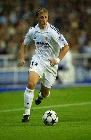 Guti a évolué comme meneur de jeu, comme milieu relayeur, mais aussi en attaque au début de sa carrière.Il réalise la majorité de sa carrière au Real Madrid.