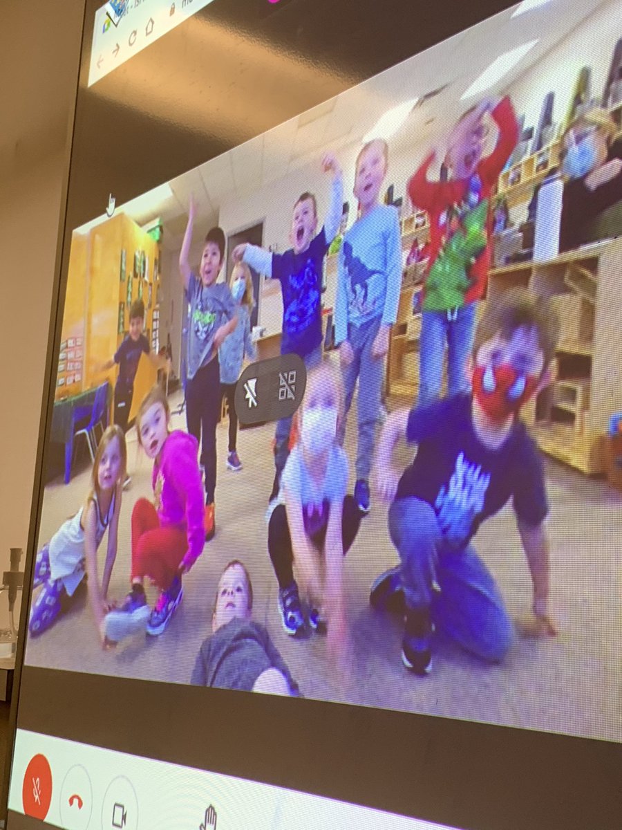 allisapowney's tweet photo. When it’s not safe to gather as a whole school, we are extremely grateful for teachers like Mme Zulys who find creative solutions to bring everyone together. @GetKahoot @StIsidoreOCSB #ocsbBecommunity #ocsbBewell https://t.co/DySViVwQJz