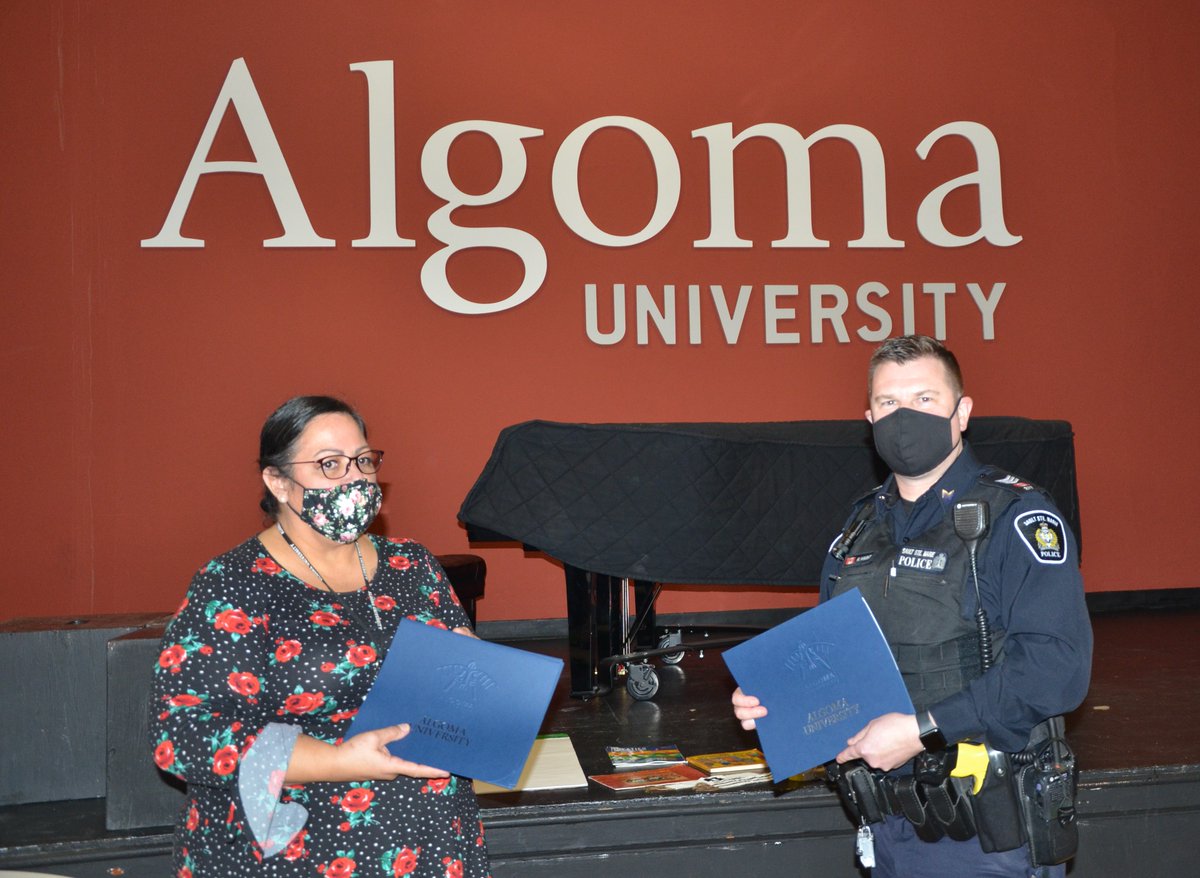 SaultPolice's tweet image. Another successful SHIFT training session has come to an end @AlgomaU We are proud to support ongoing efforts to build equitable, respectful and trusting relationships between Police and Indigenous peoples. #miigwetch
